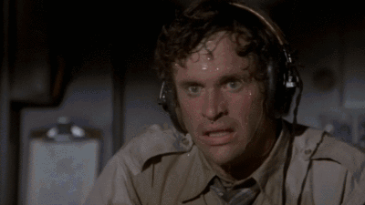 airplane-film-landing-plane-sweating-1404124197o.gif